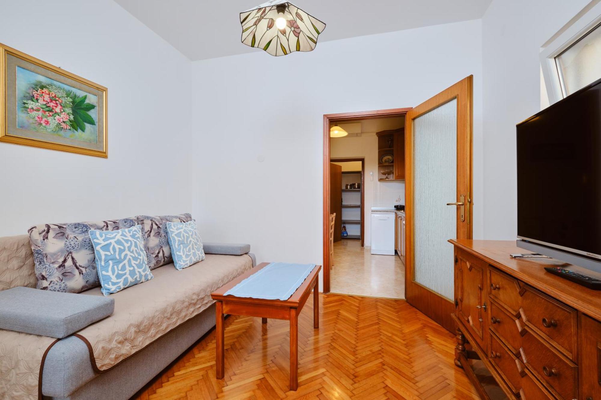 Apartments Katja 말리로시니 외부 사진